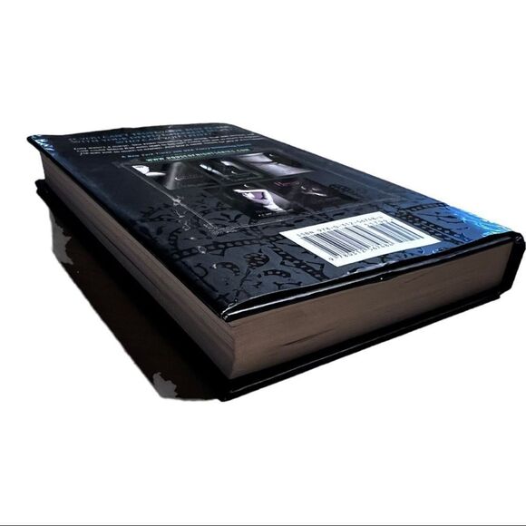 Tempted by P.C. Cast + Kristin Cast Novel - Picture 2 of 5